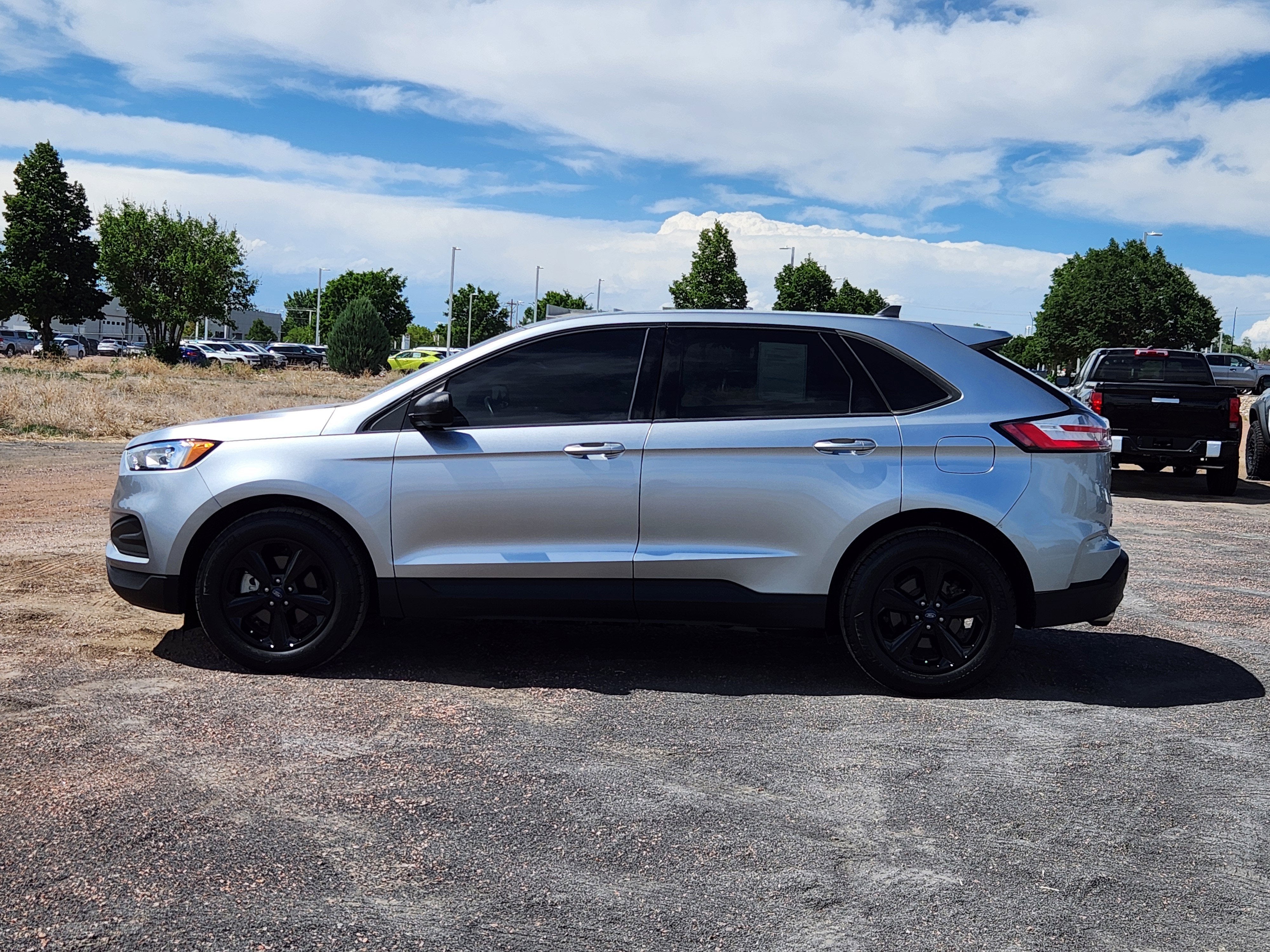 2020 Ford Edge SE