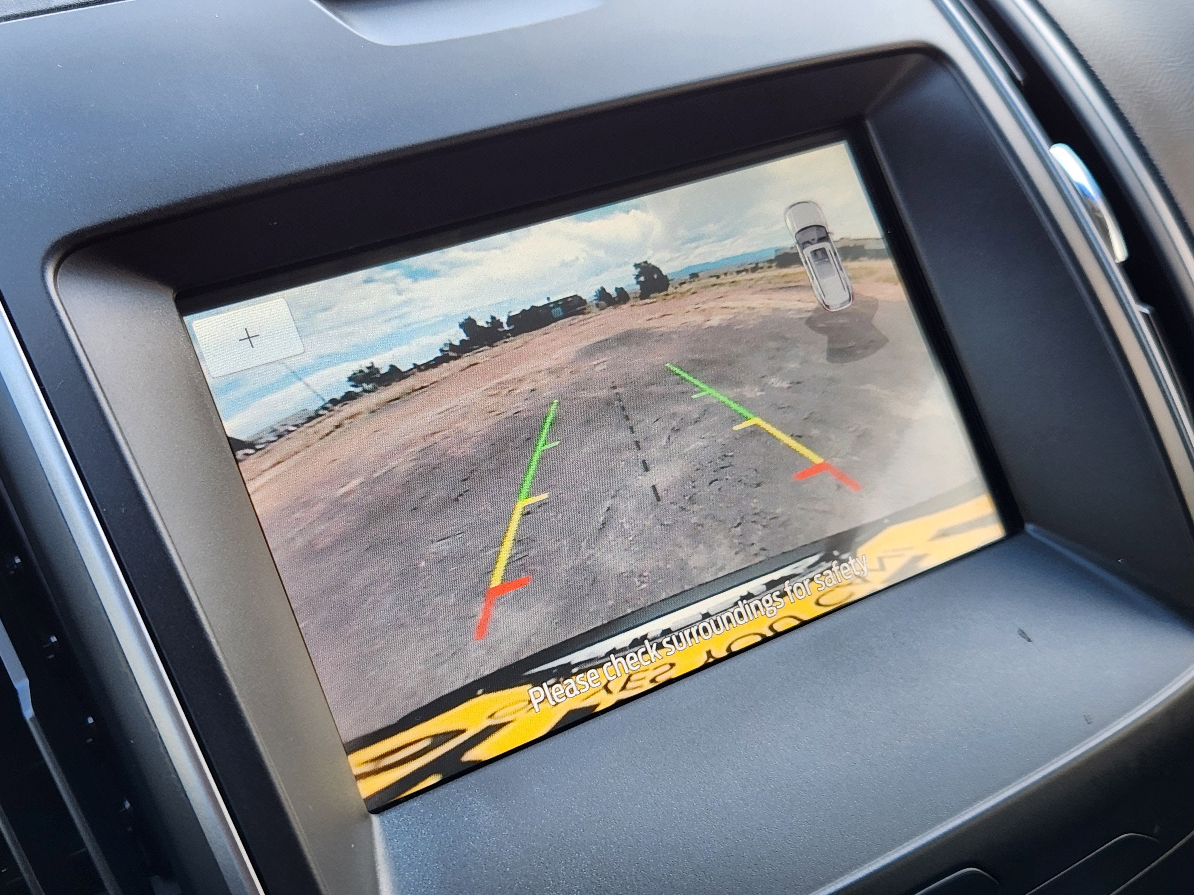 2020 Ford Edge SE