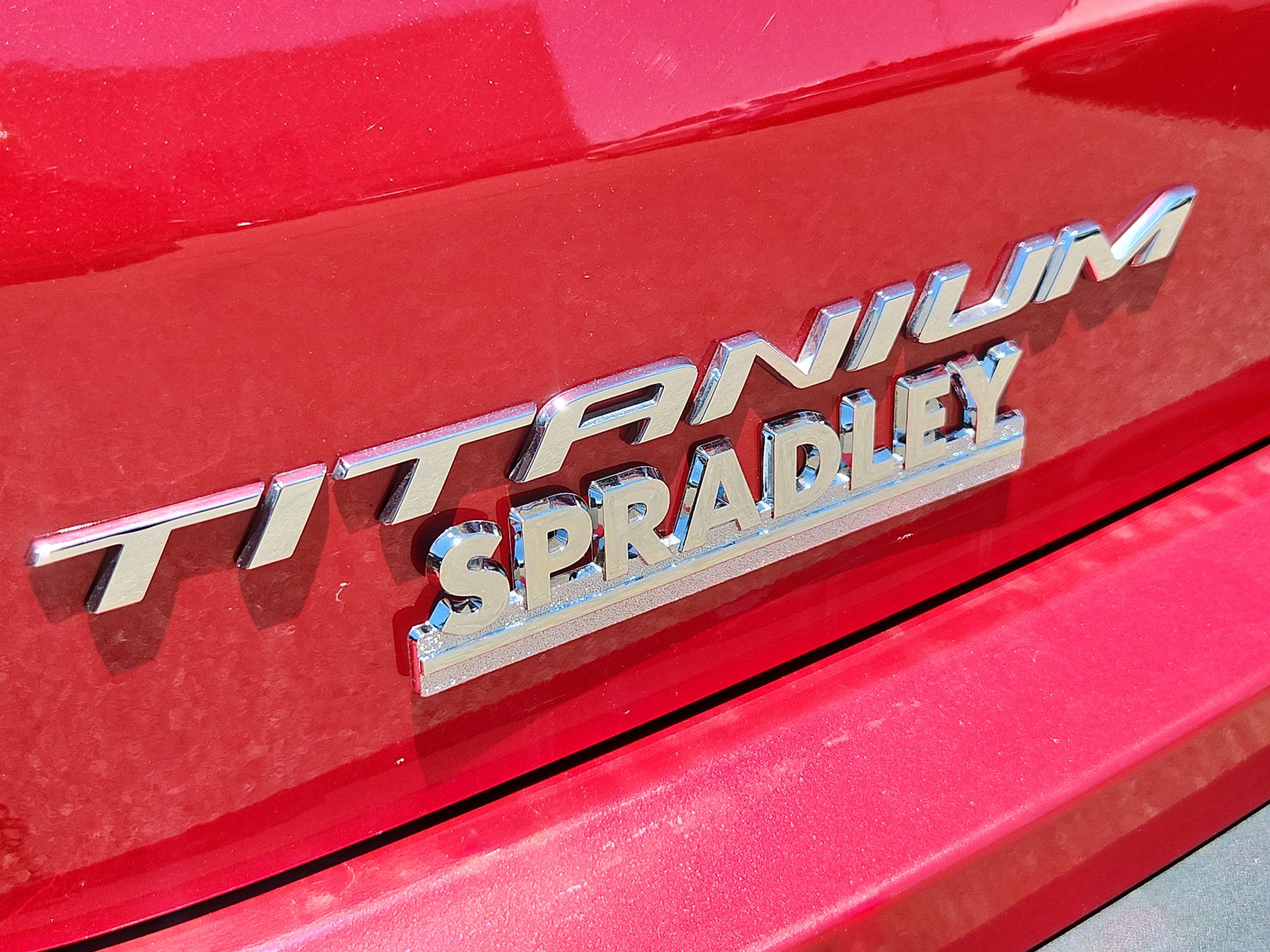 2021 Ford Edge Titanium