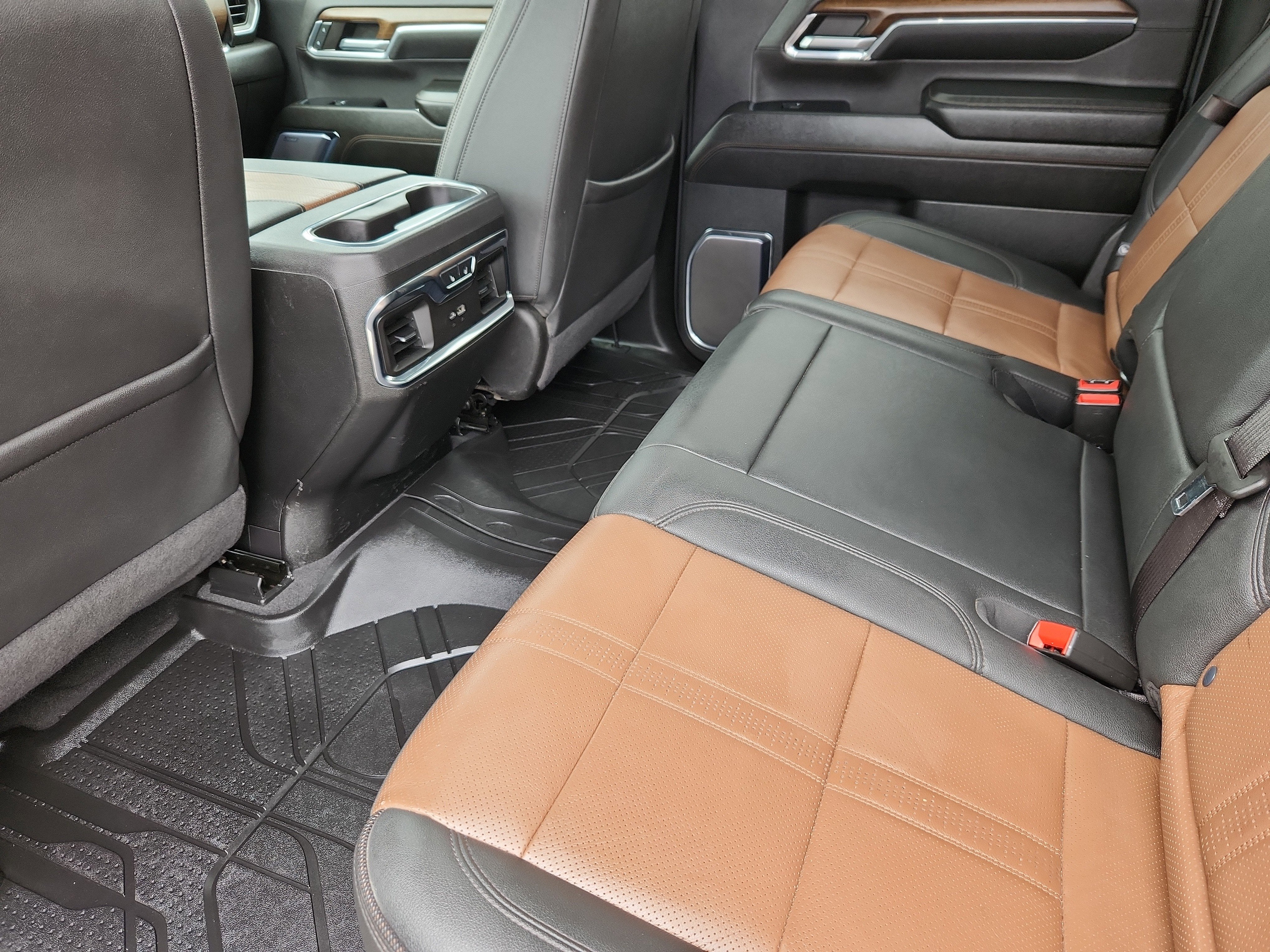 2024 Chevrolet Silverado 3500 HD High Country