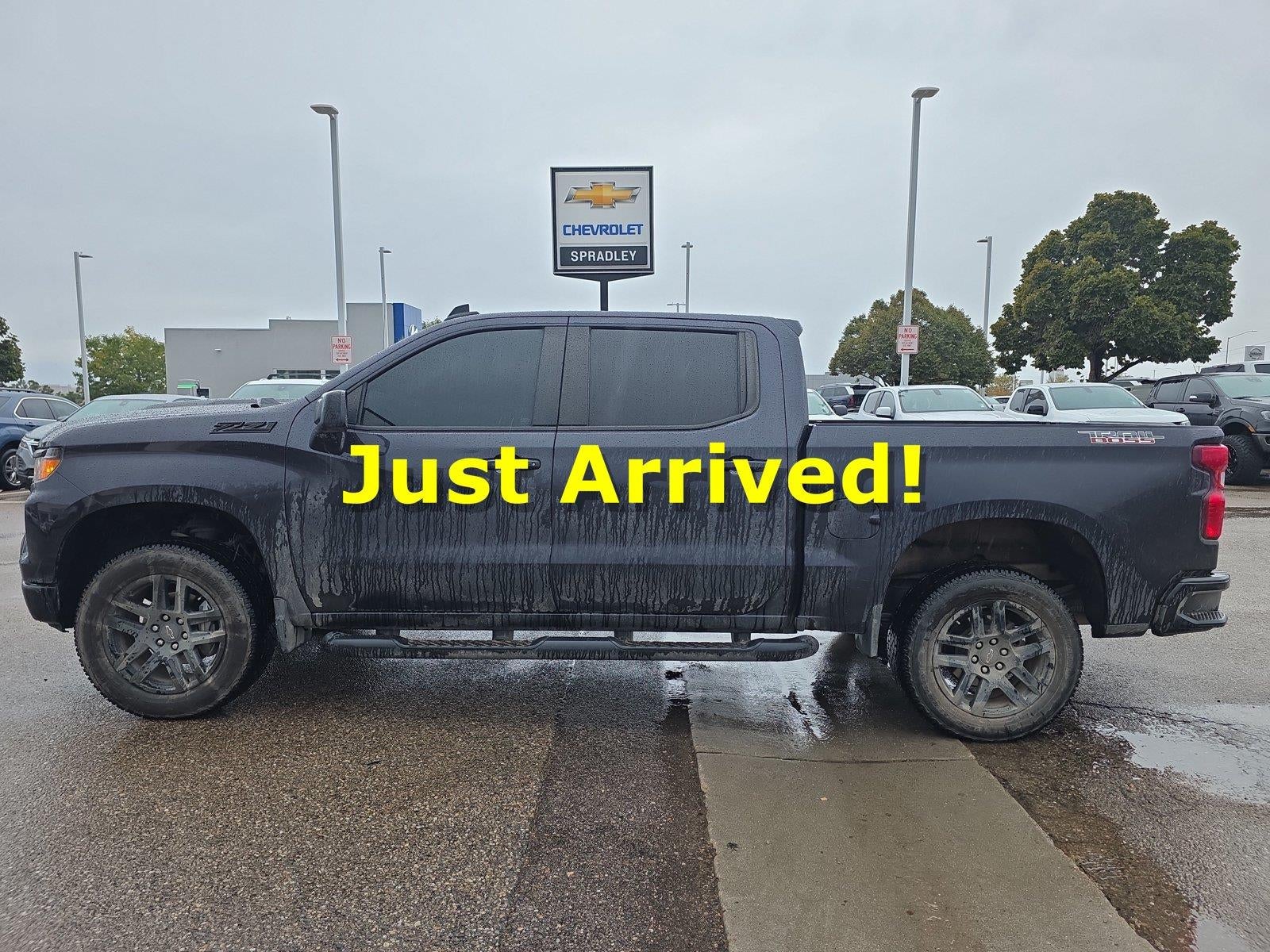 2023 Chevrolet Silverado 1500 Custom Trail Boss