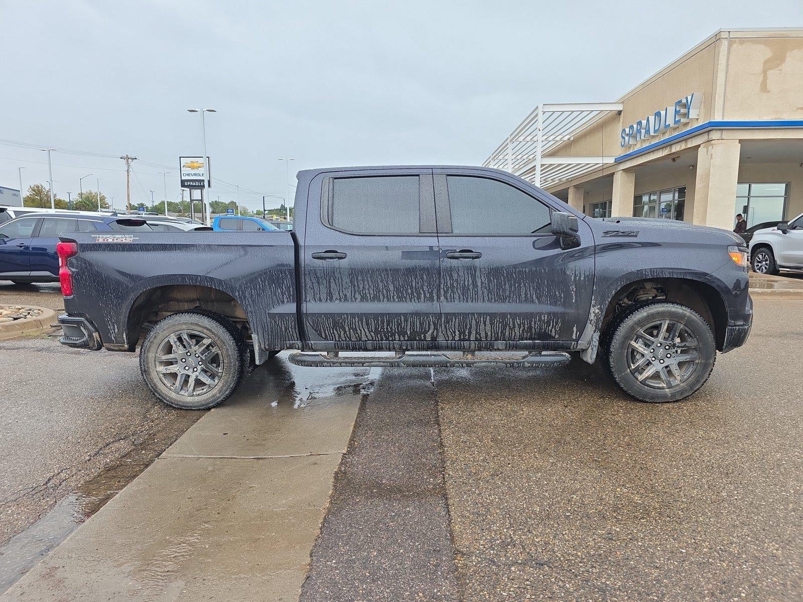 2023 Chevrolet Silverado 1500 Custom Trail Boss