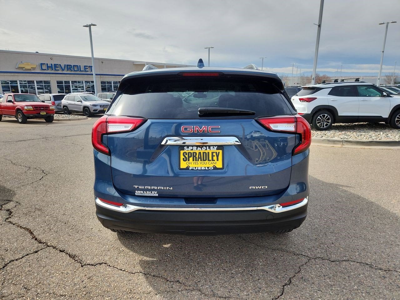 2024 GMC Terrain SLT