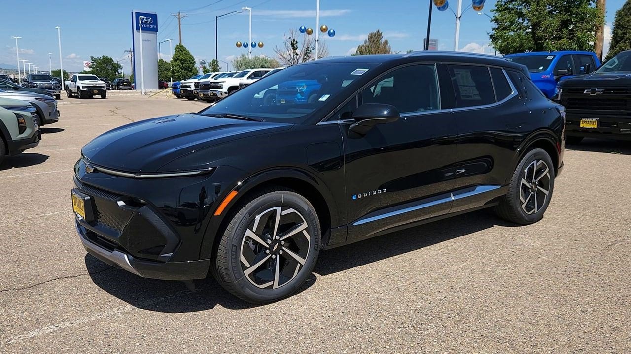 2025 Chevrolet Equinox EV LT