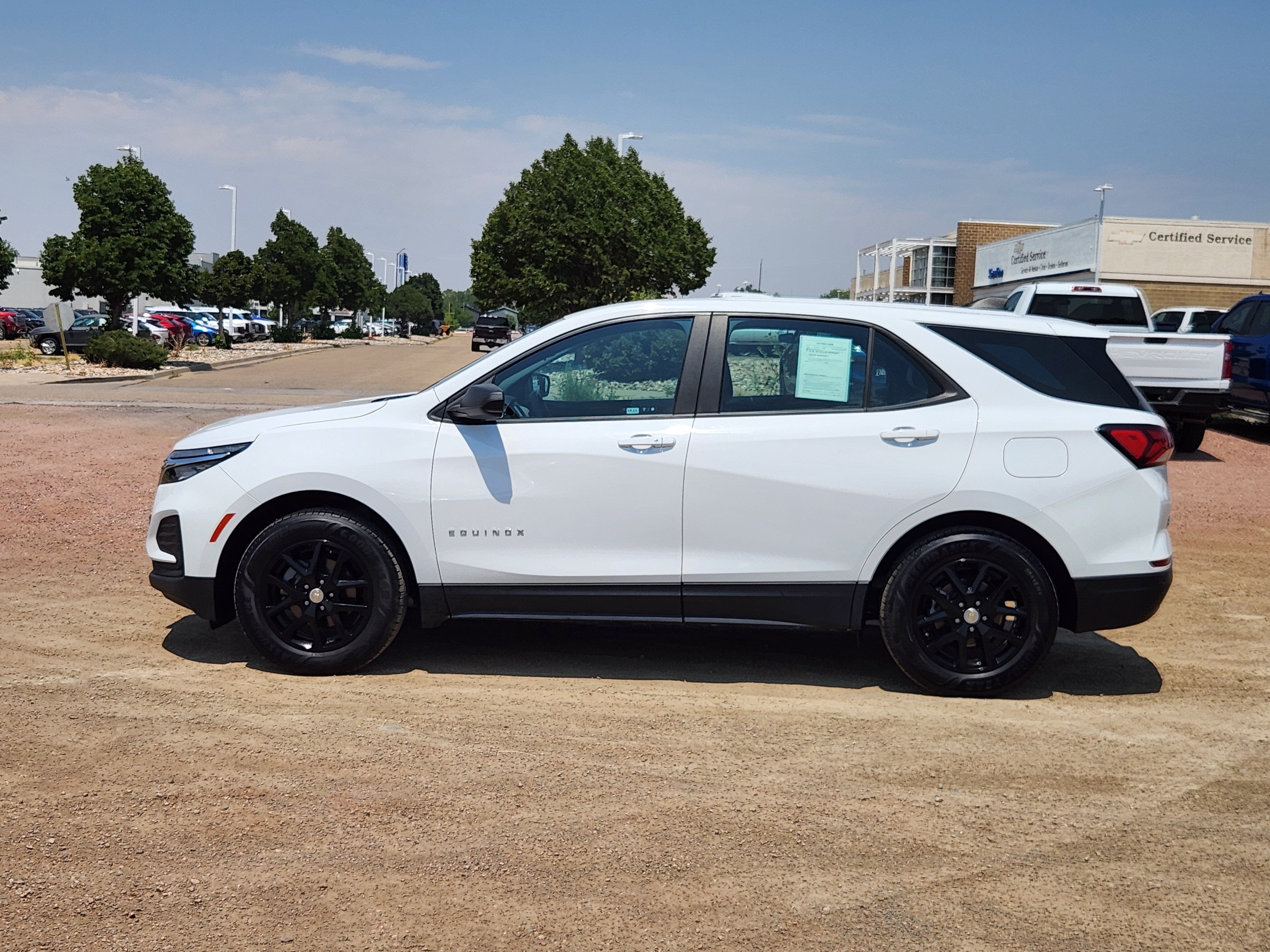 2023 Chevrolet Equinox LS