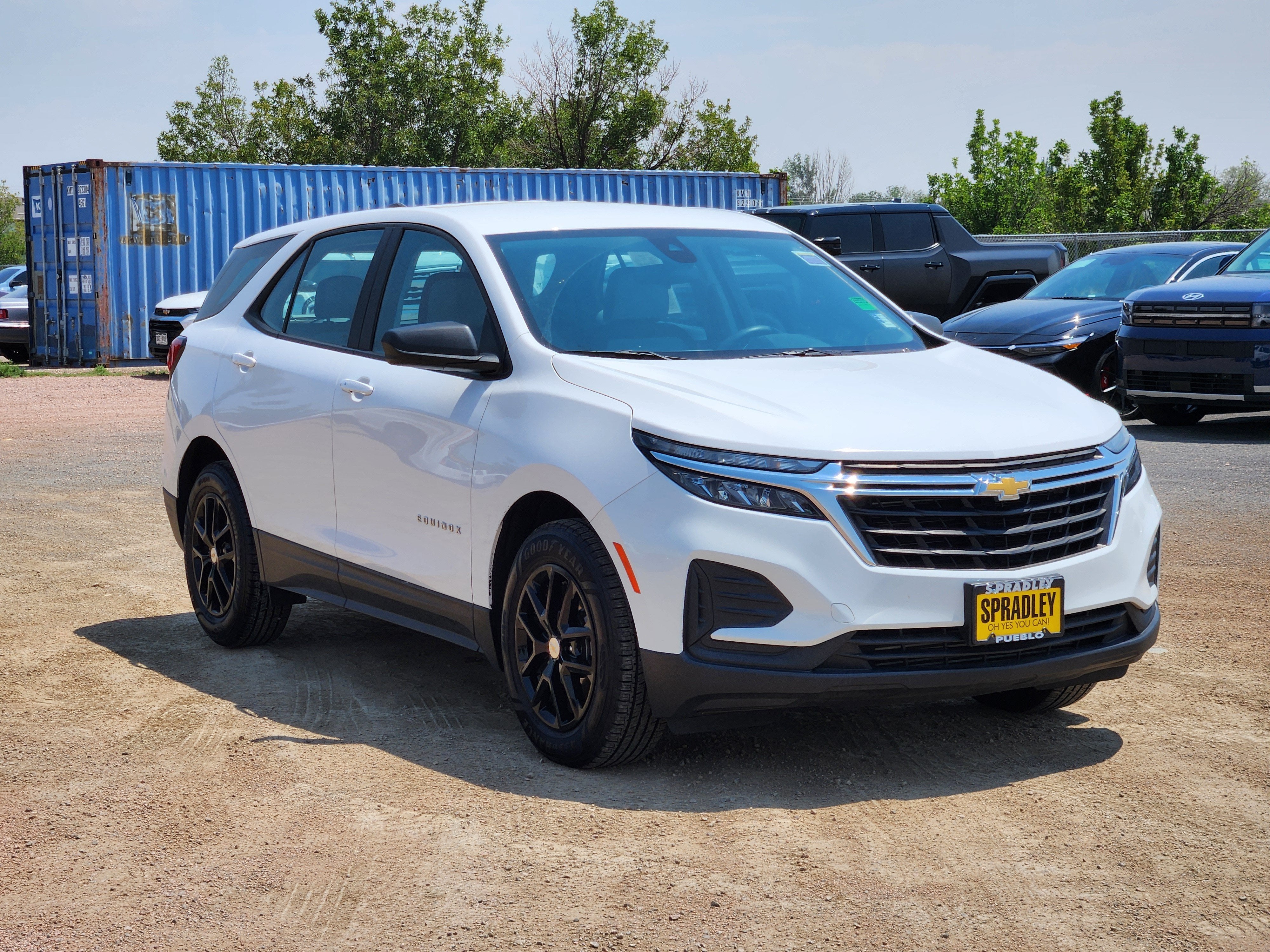 2023 Chevrolet Equinox LS