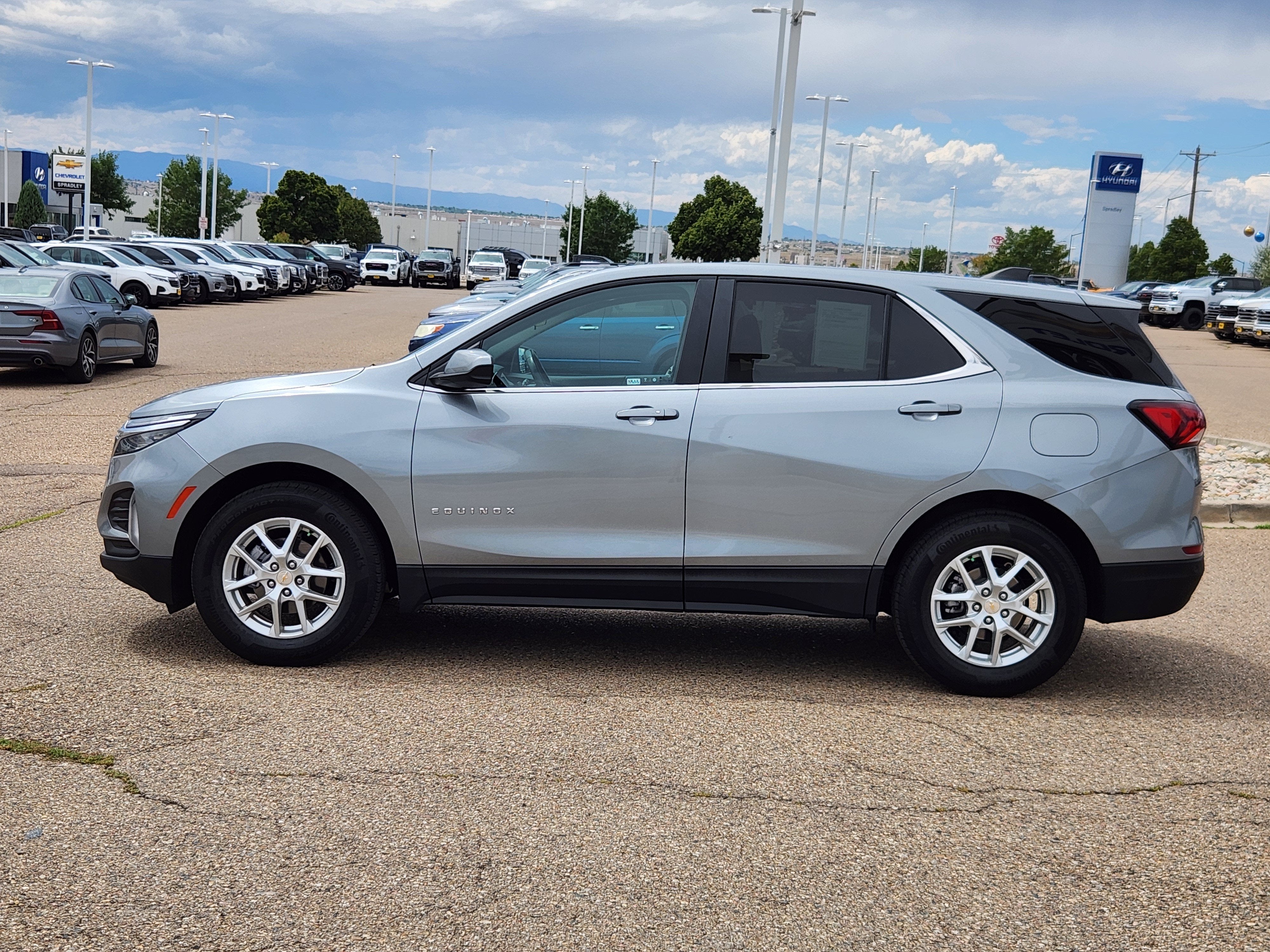 2024 Chevrolet Equinox LT