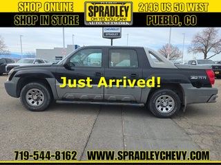 2002 Chevrolet Avalanche Base