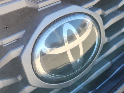 2022 Toyota Tacoma 4WD SR