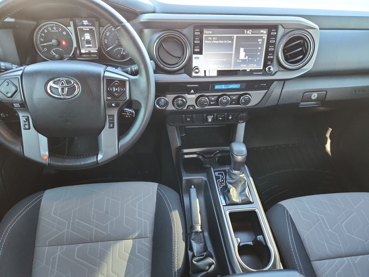 2022 Toyota Tacoma 4WD SR