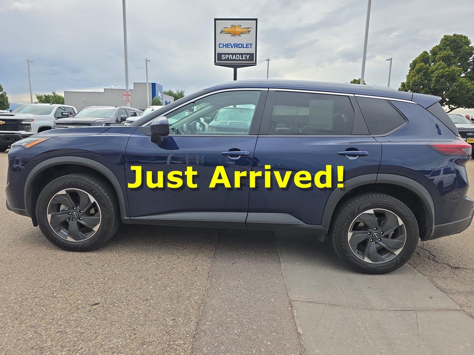 2024 Nissan Rogue SV