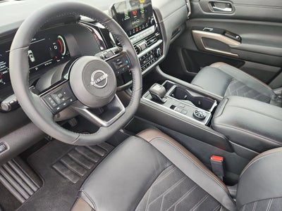 2024 Nissan Pathfinder Platinum