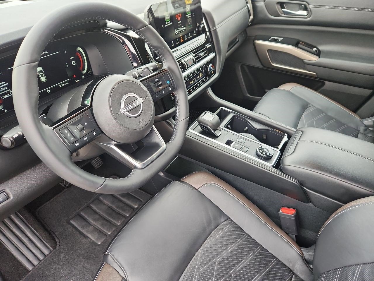 2024 Nissan Pathfinder Platinum