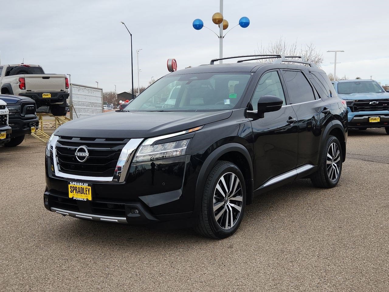 2024 Nissan Pathfinder Platinum