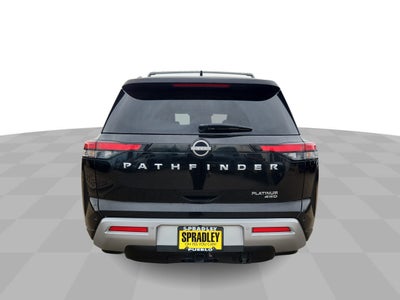 2024 Nissan Pathfinder Platinum