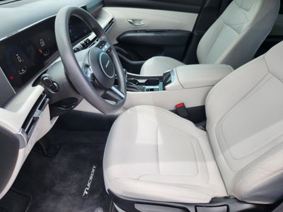 2025 Hyundai Tucson SE