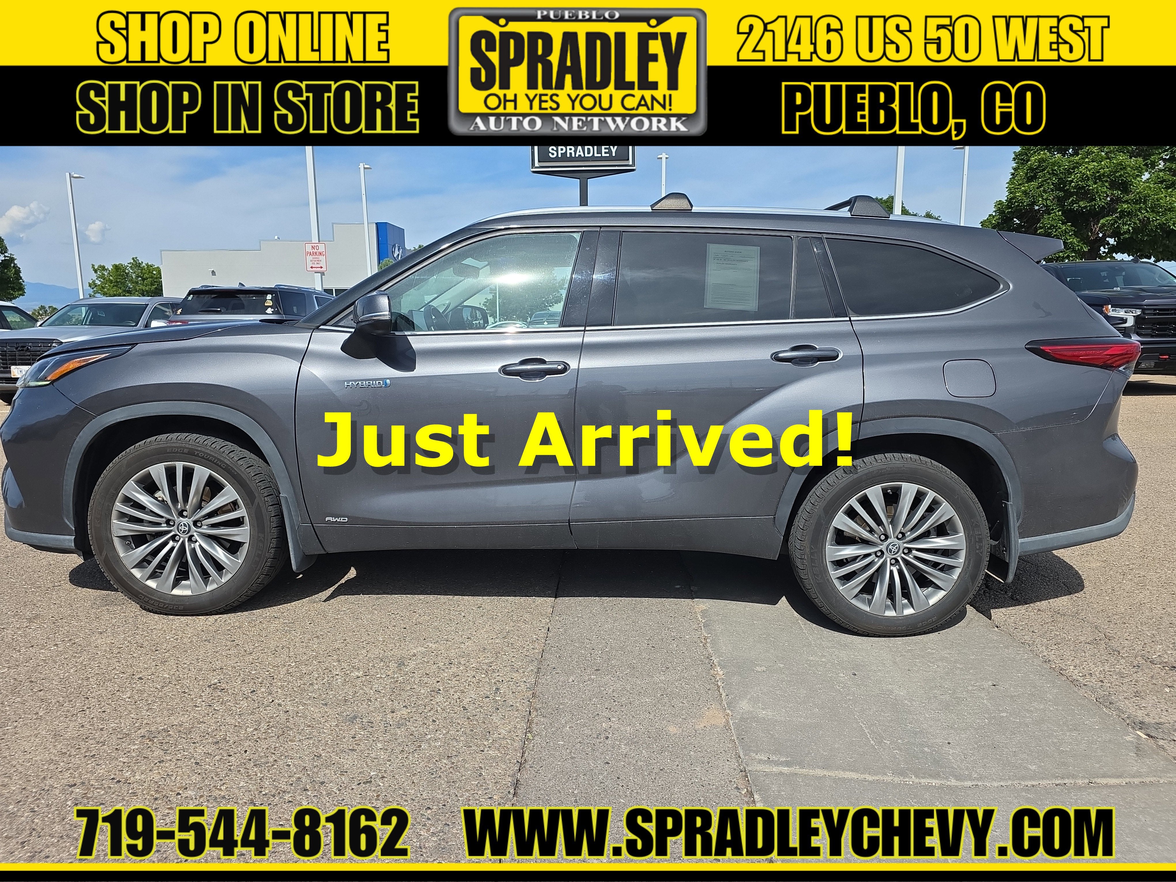 2021 Toyota Highlander Hybrid Platinum