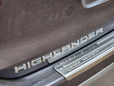 2021 Toyota Highlander Hybrid Platinum