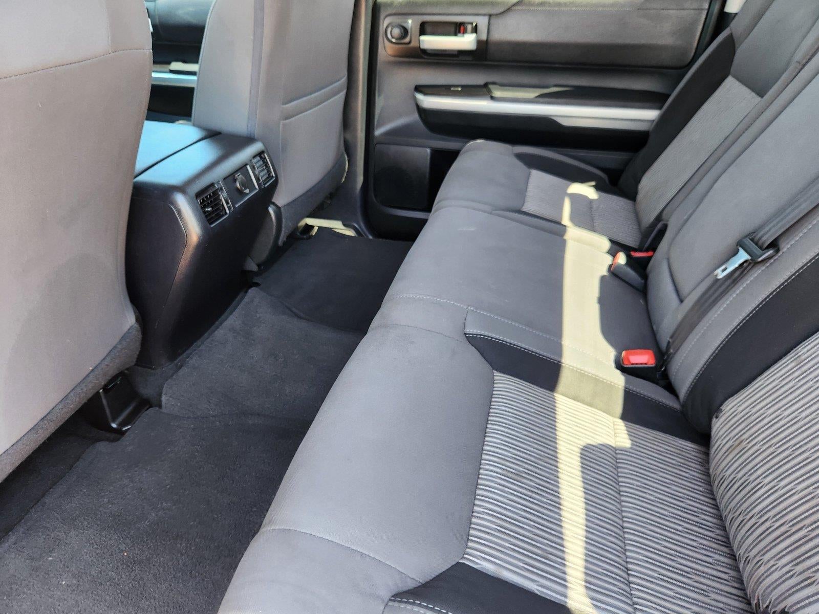 2017 Toyota Tundra 4WD SR5