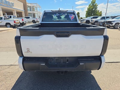 2022 Toyota Tundra 4WD SR5