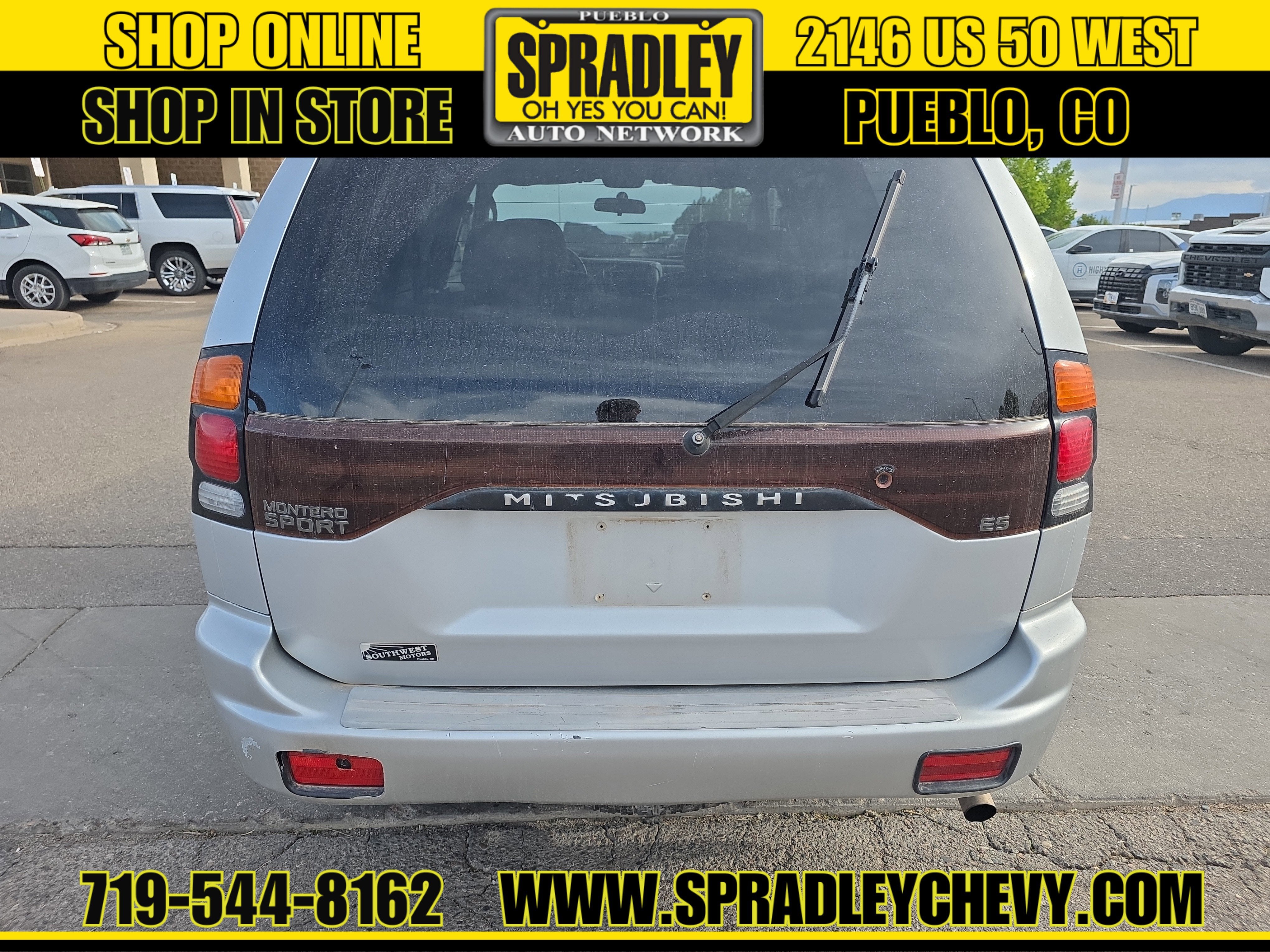 2002 Mitsubishi Montero Sport ES