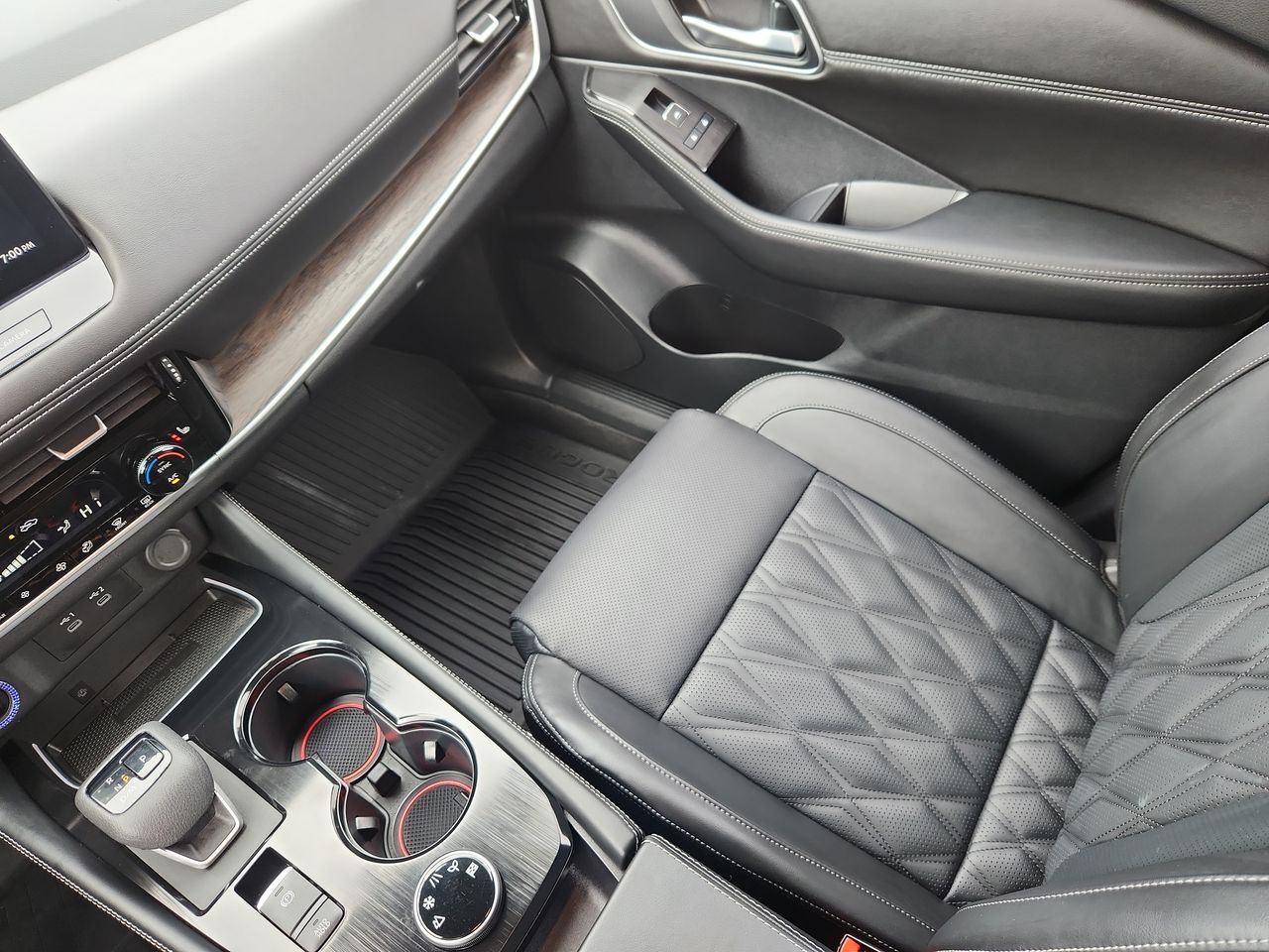 2024 Nissan Rogue Platinum