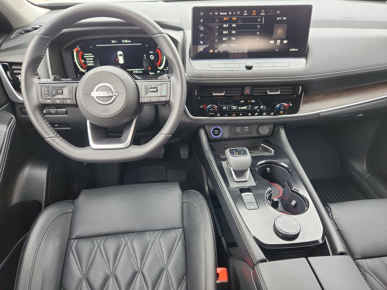 2024 Nissan Rogue Platinum