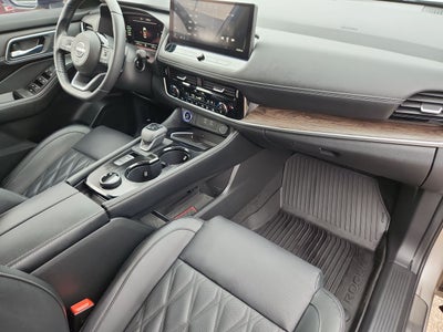 2024 Nissan Rogue Platinum