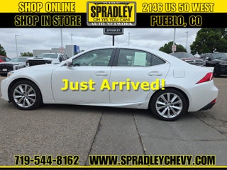 2016 Lexus IS 200t 