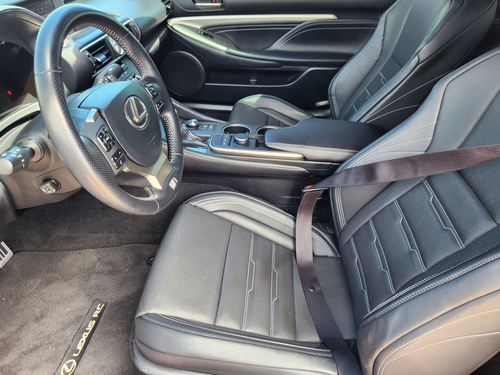 2016 Lexus RC 200t 