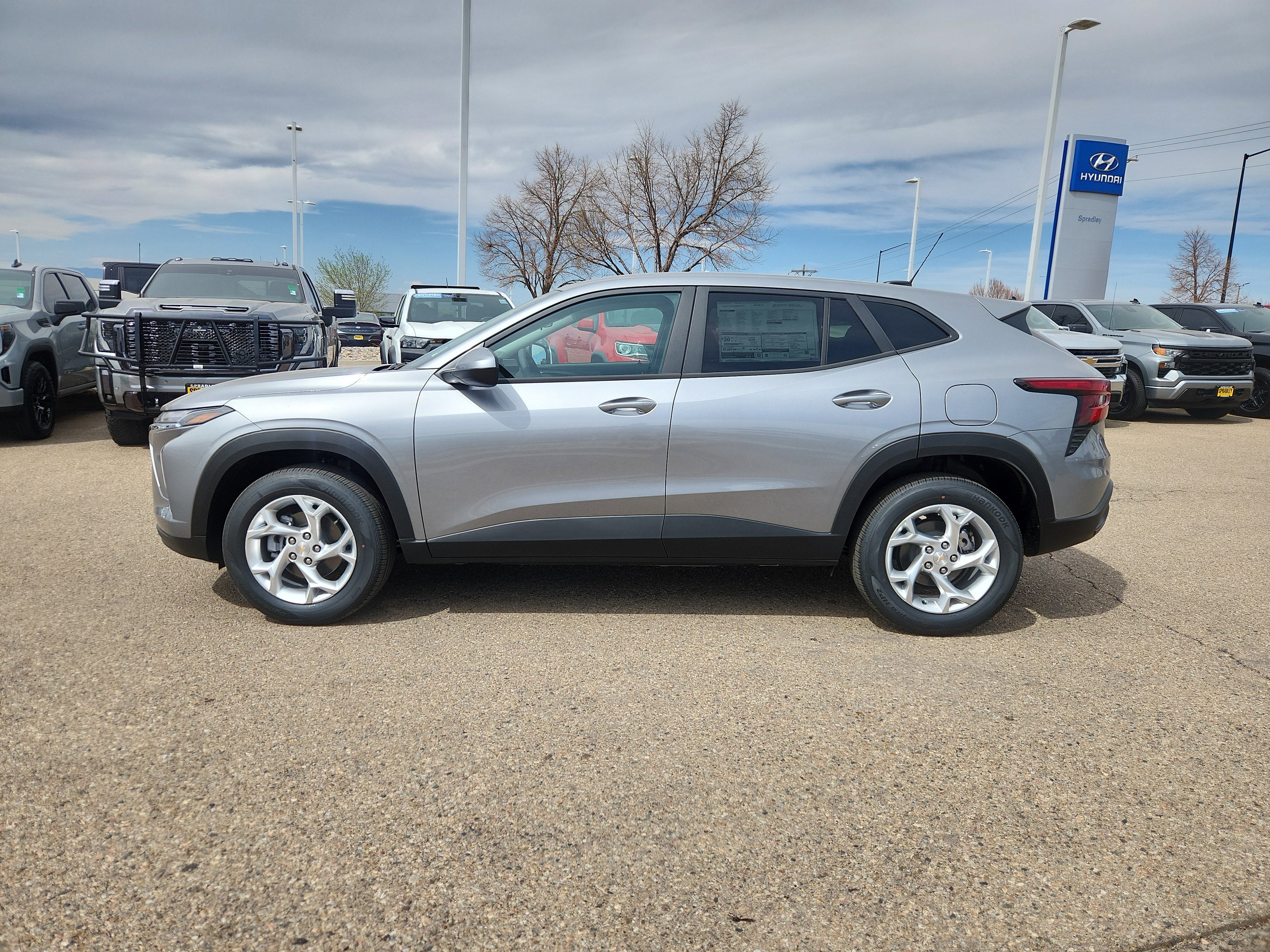 2026 Chevrolet Trax LS