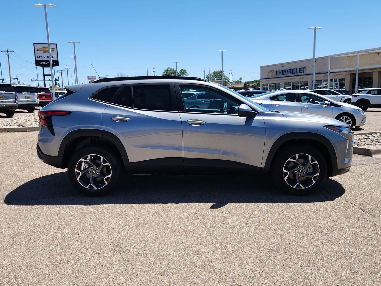 2024 Chevrolet Trax LT