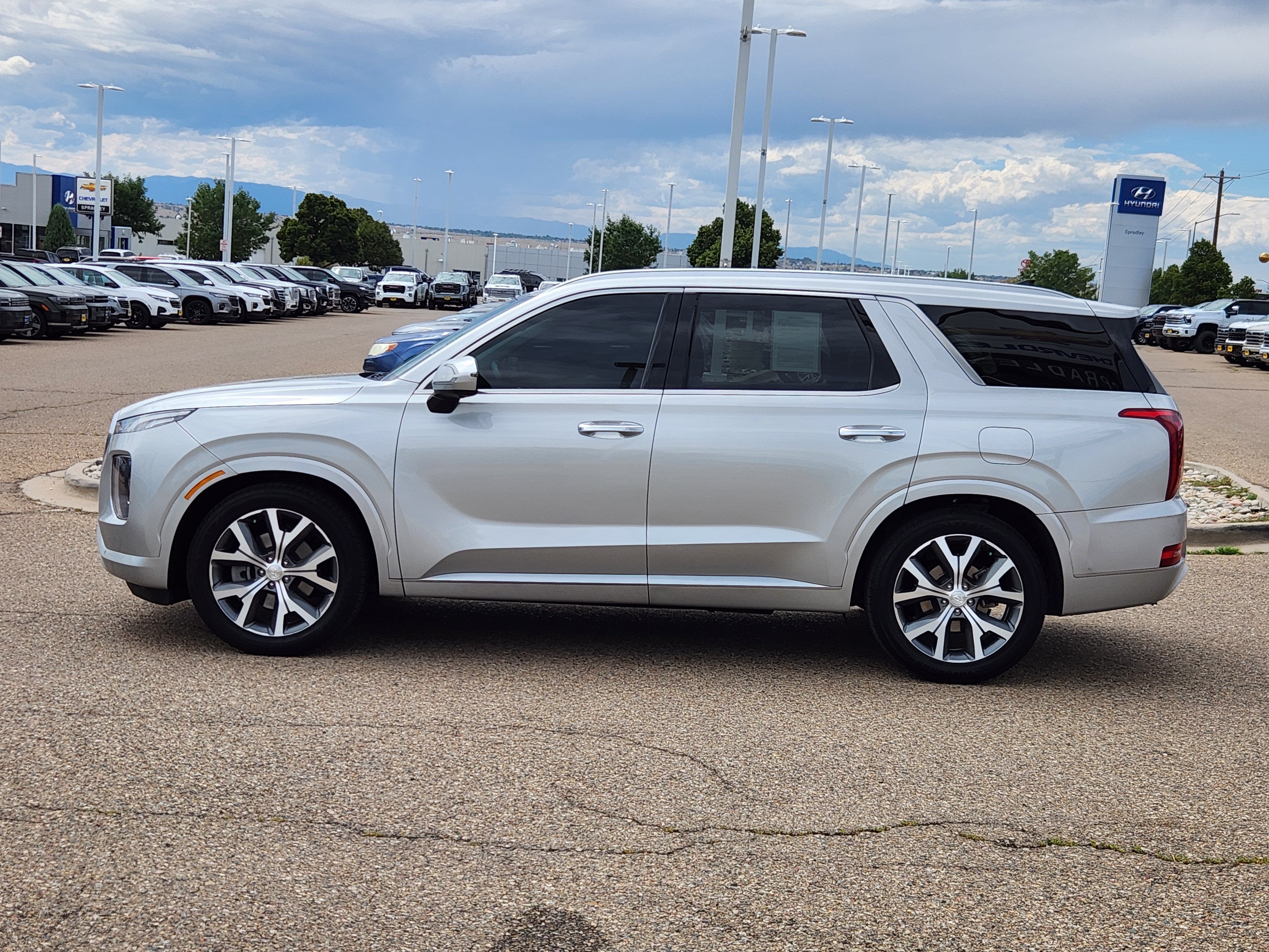2022 Hyundai PALISADE Base