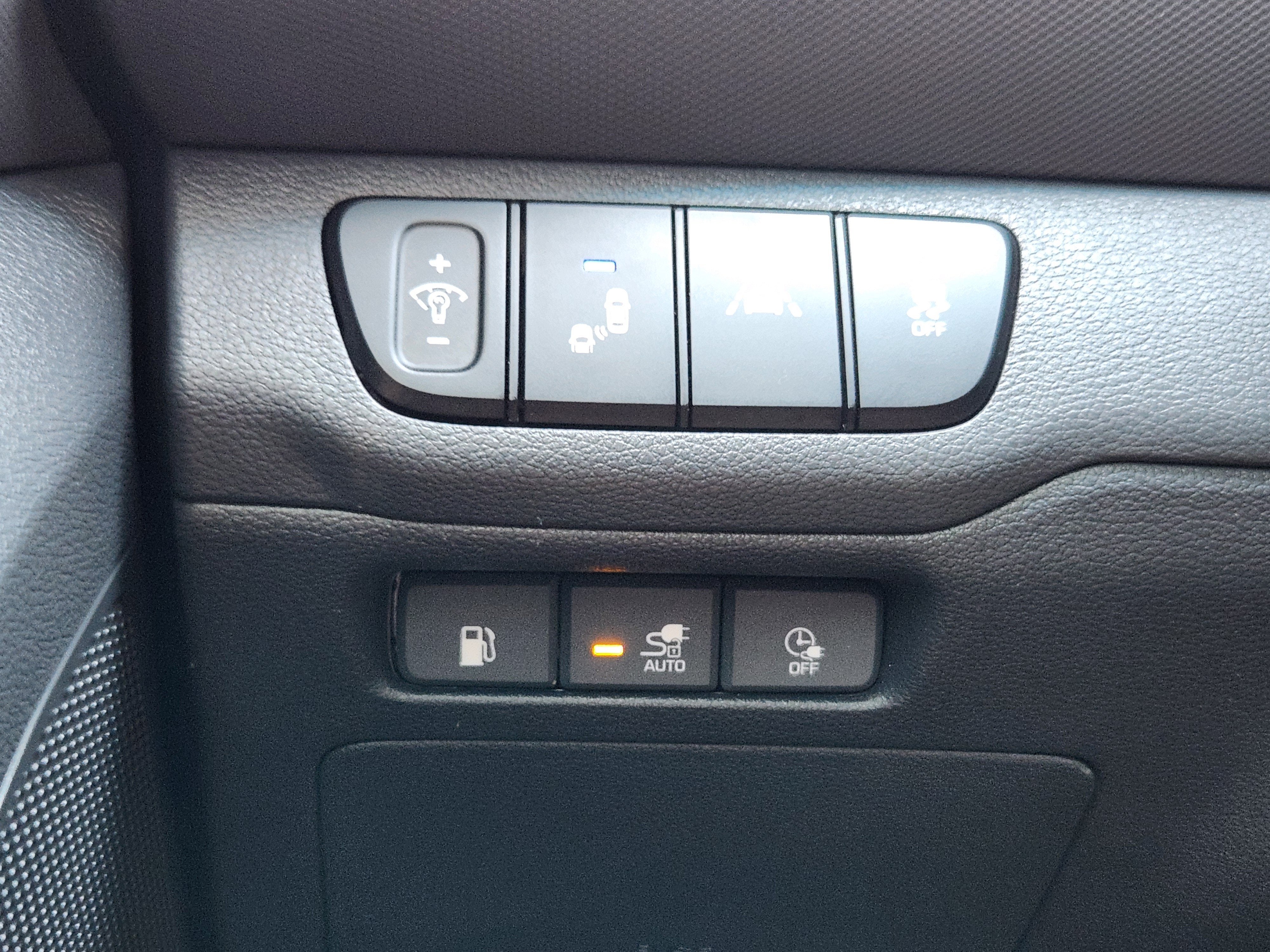 2022 Hyundai Ioniq Plug-In Hybrid Limited