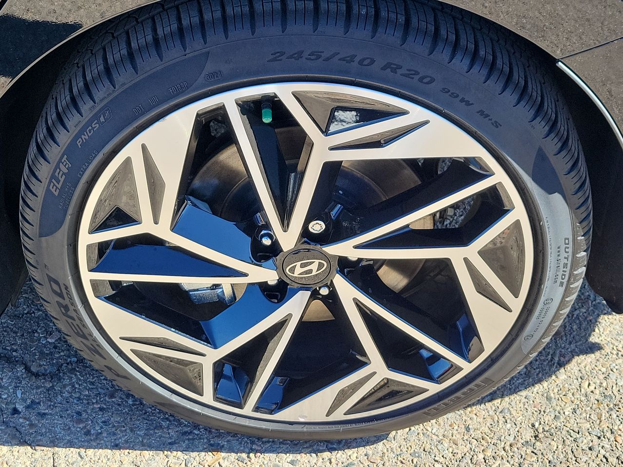 2025 Hyundai IONIQ 6 SEL