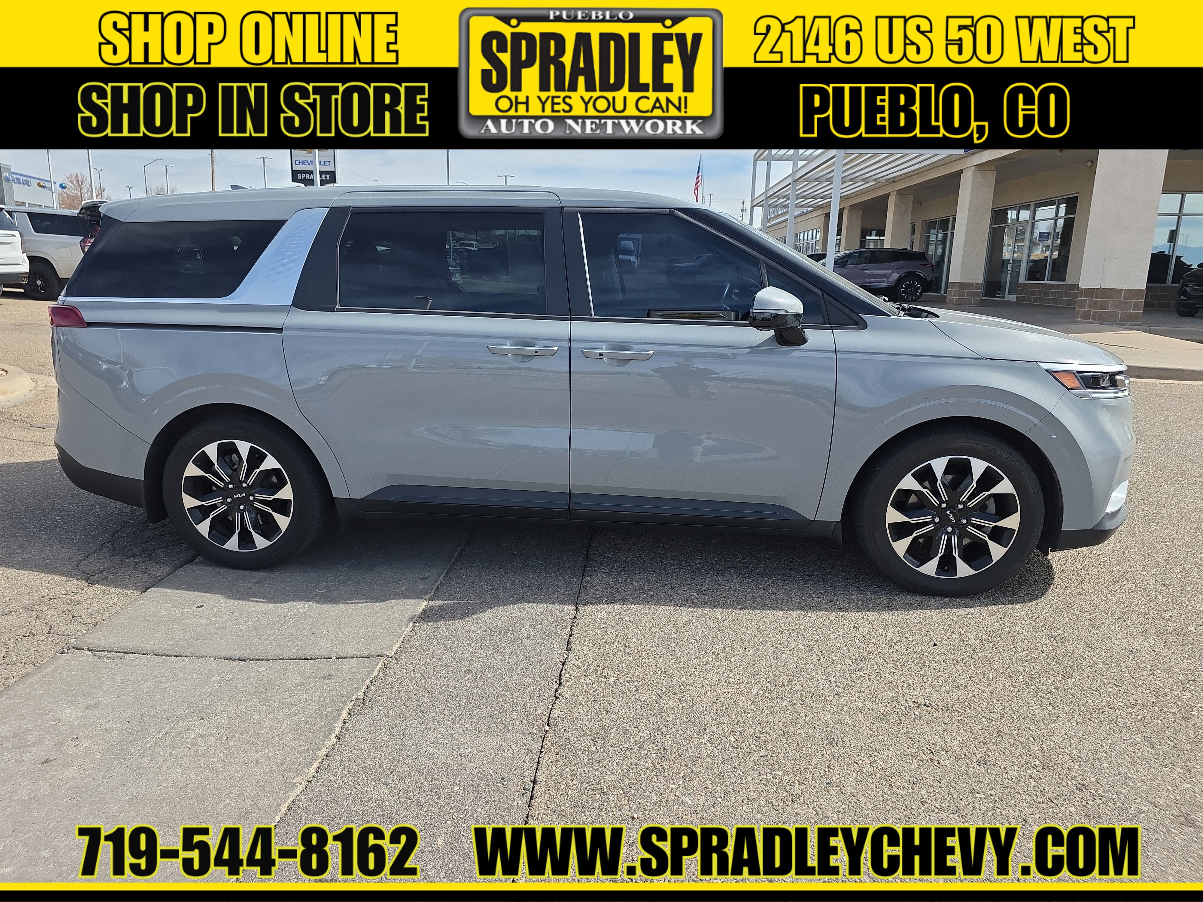 2023 Kia Carnival EX