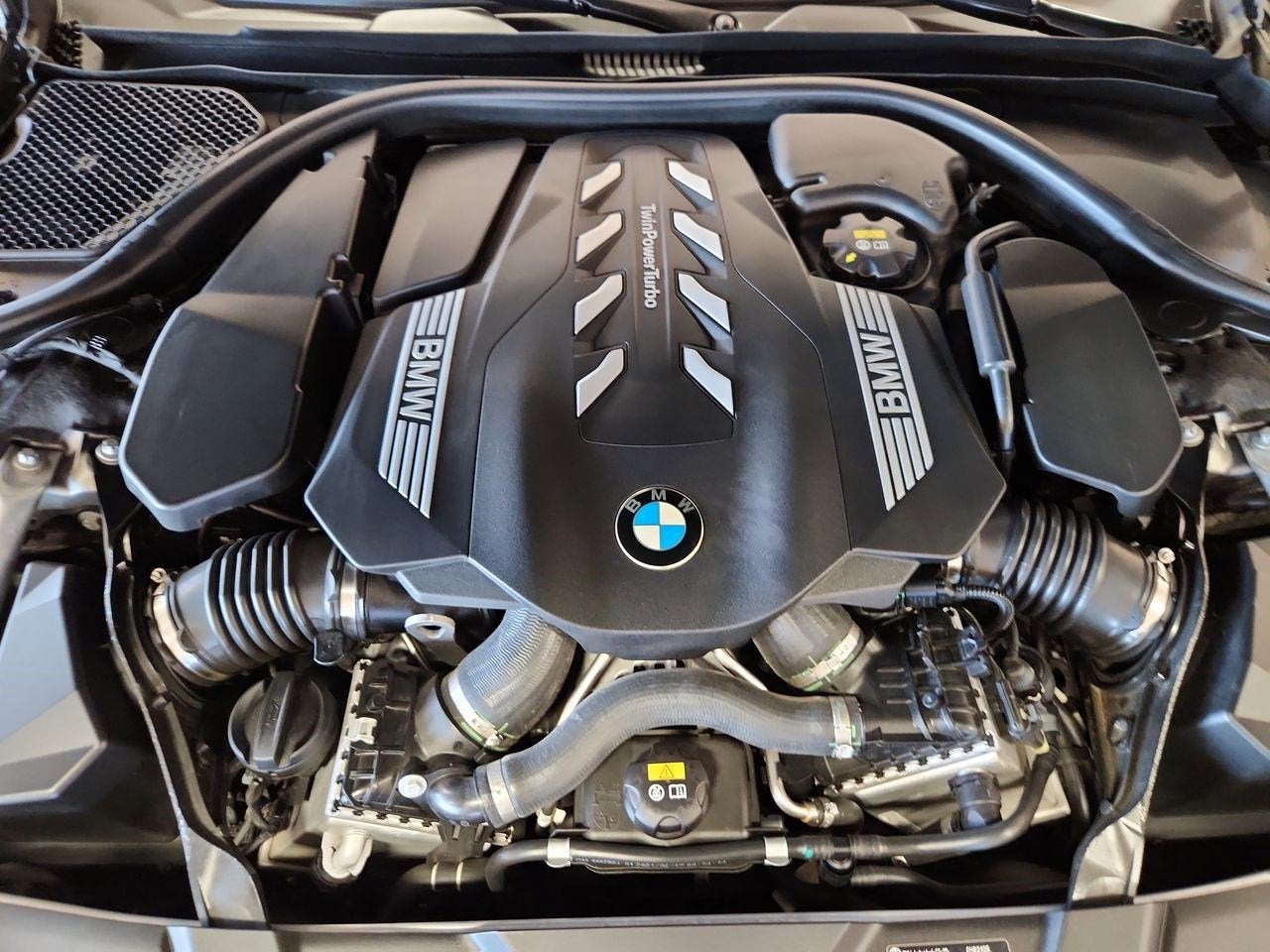 2022 BMW 7 Series 750i xDrive