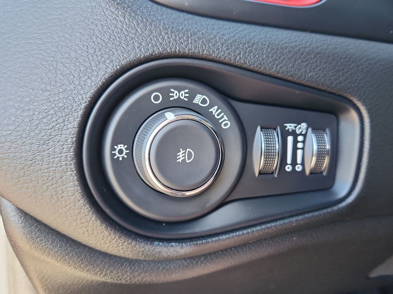 2023 Jeep Renegade Trailhawk