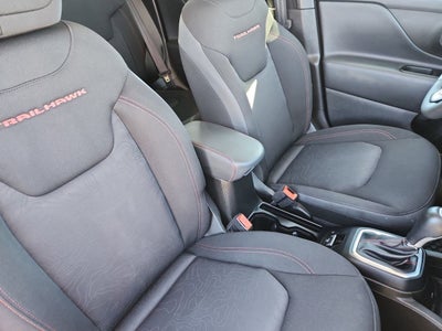 2023 Jeep Renegade Trailhawk