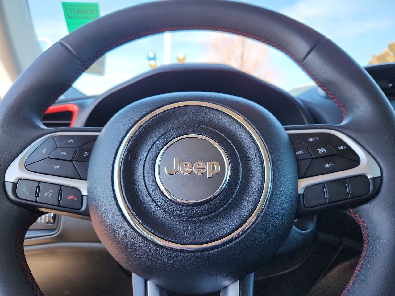 2023 Jeep Renegade Trailhawk