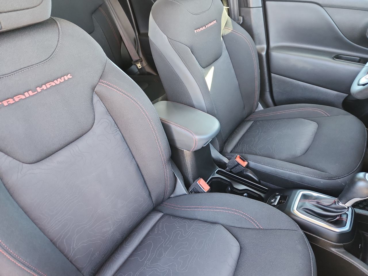 2023 Jeep Renegade Trailhawk