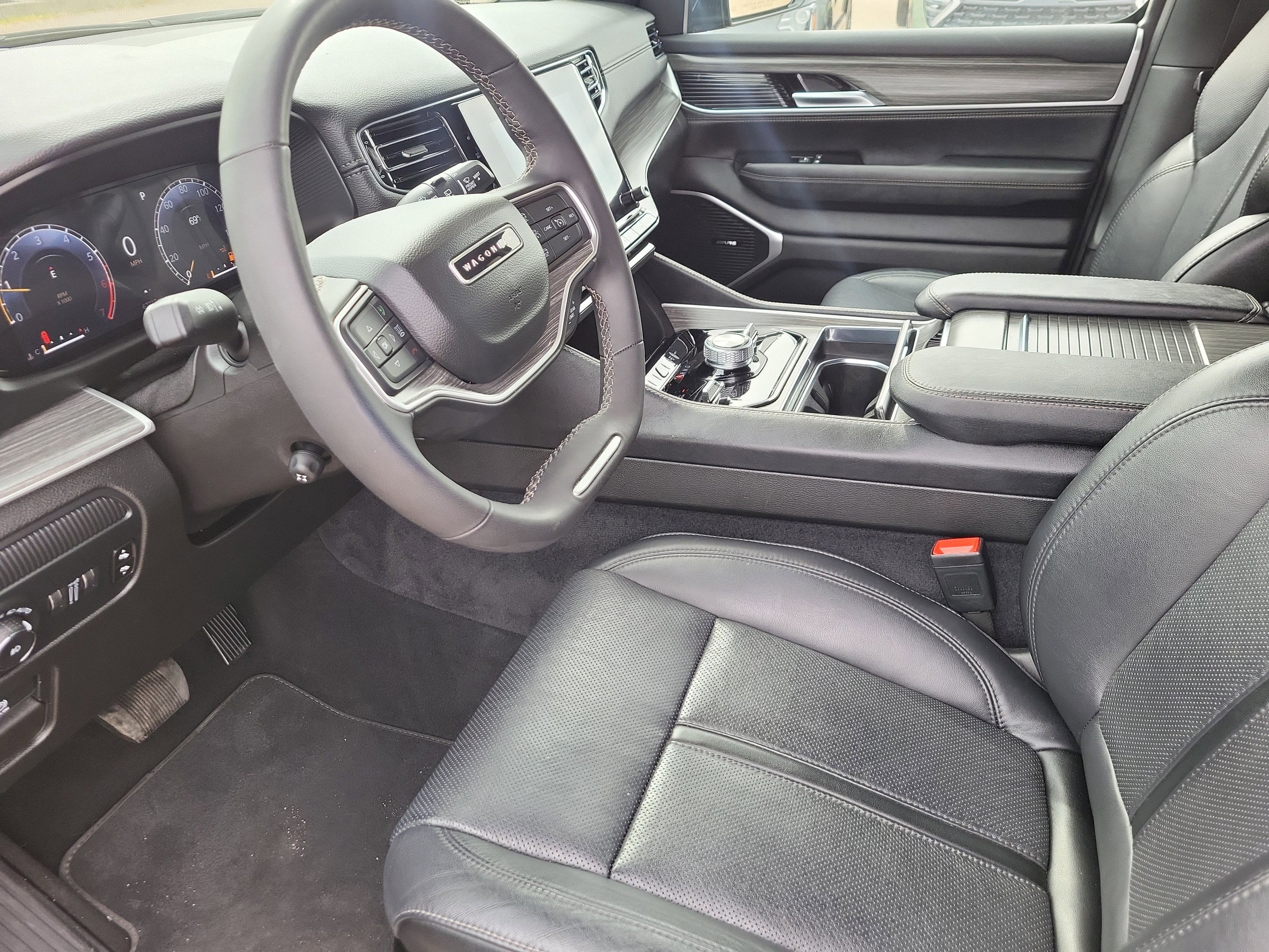 2024 Jeep Wagoneer L Series III