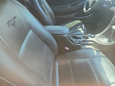 2002 Ford Mustang V6