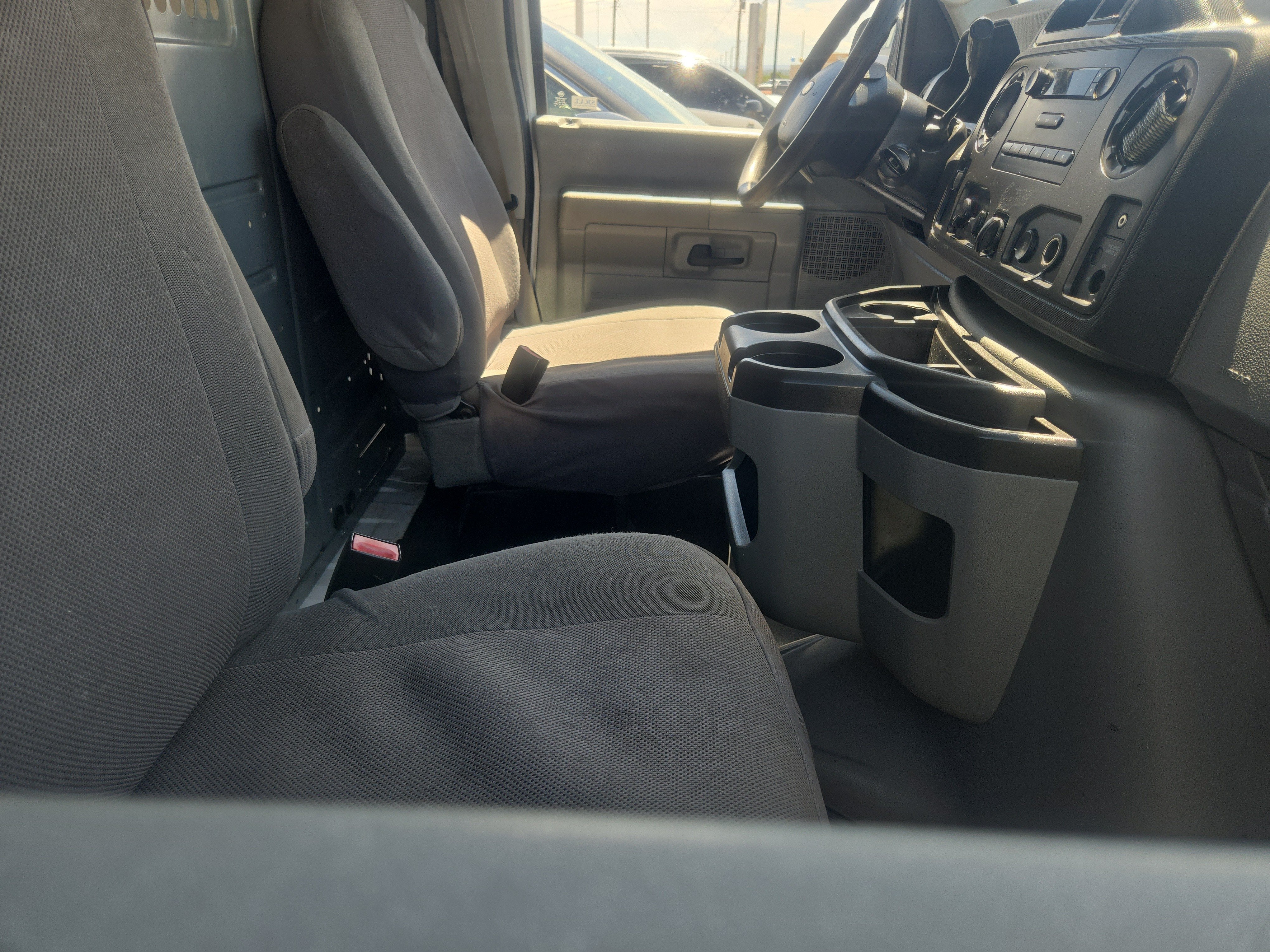 2014 Ford Econoline Cargo Van E-250 COMMERCIAL