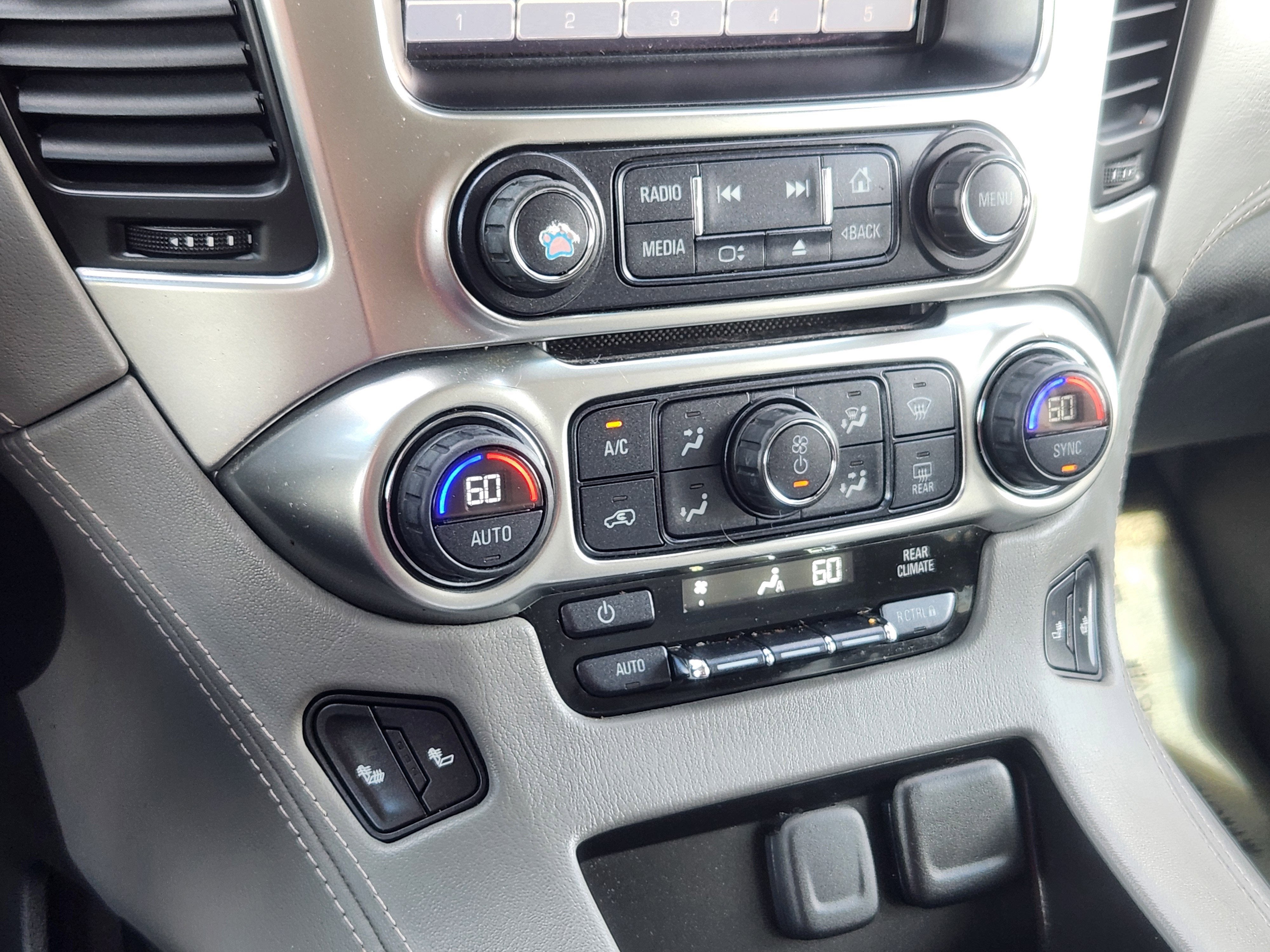 2016 Chevrolet Suburban LT