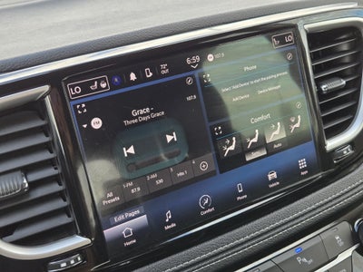 2023 Chrysler Pacifica Hybrid Touring L
