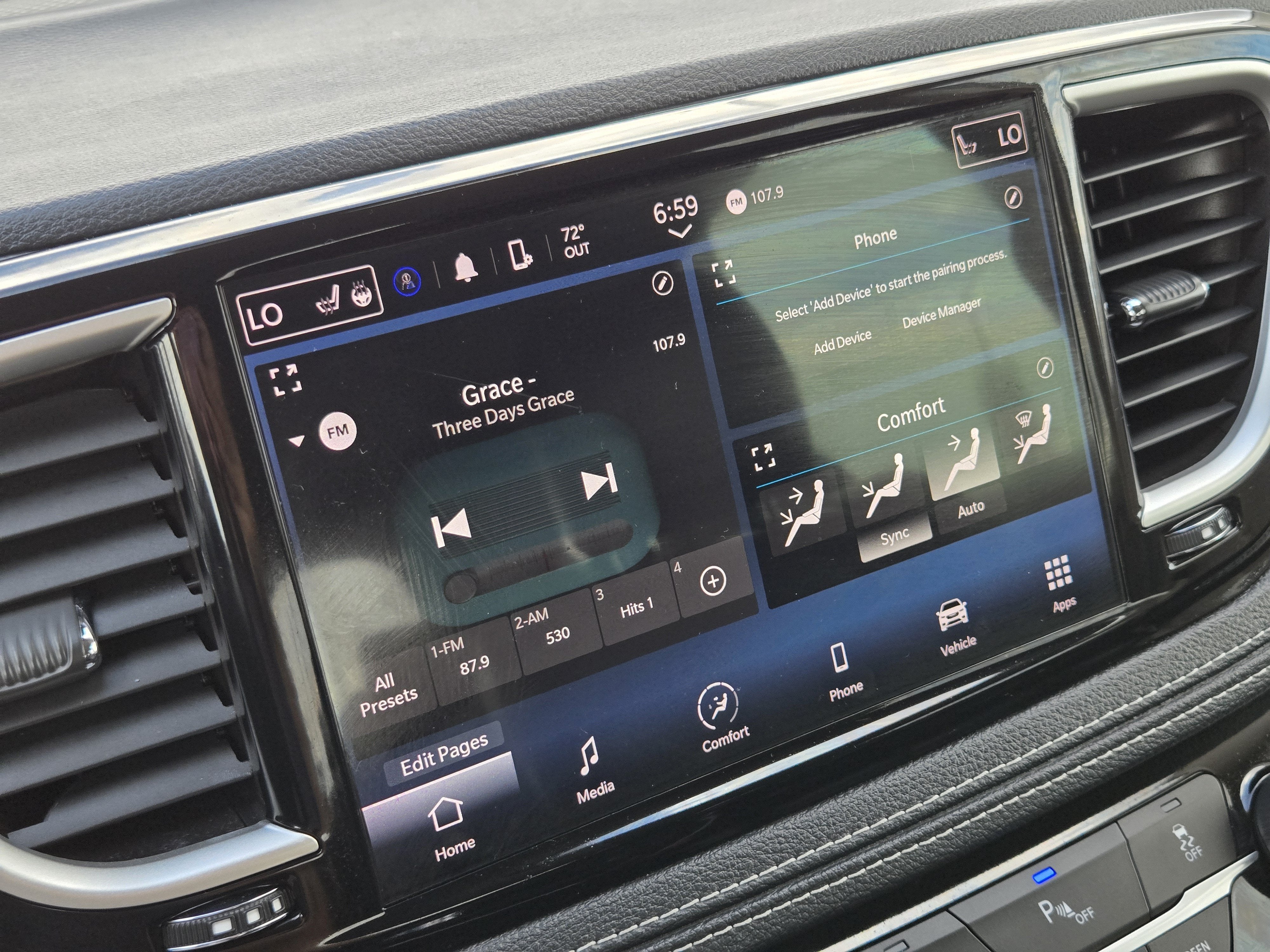 2023 Chrysler Pacifica Hybrid Touring L