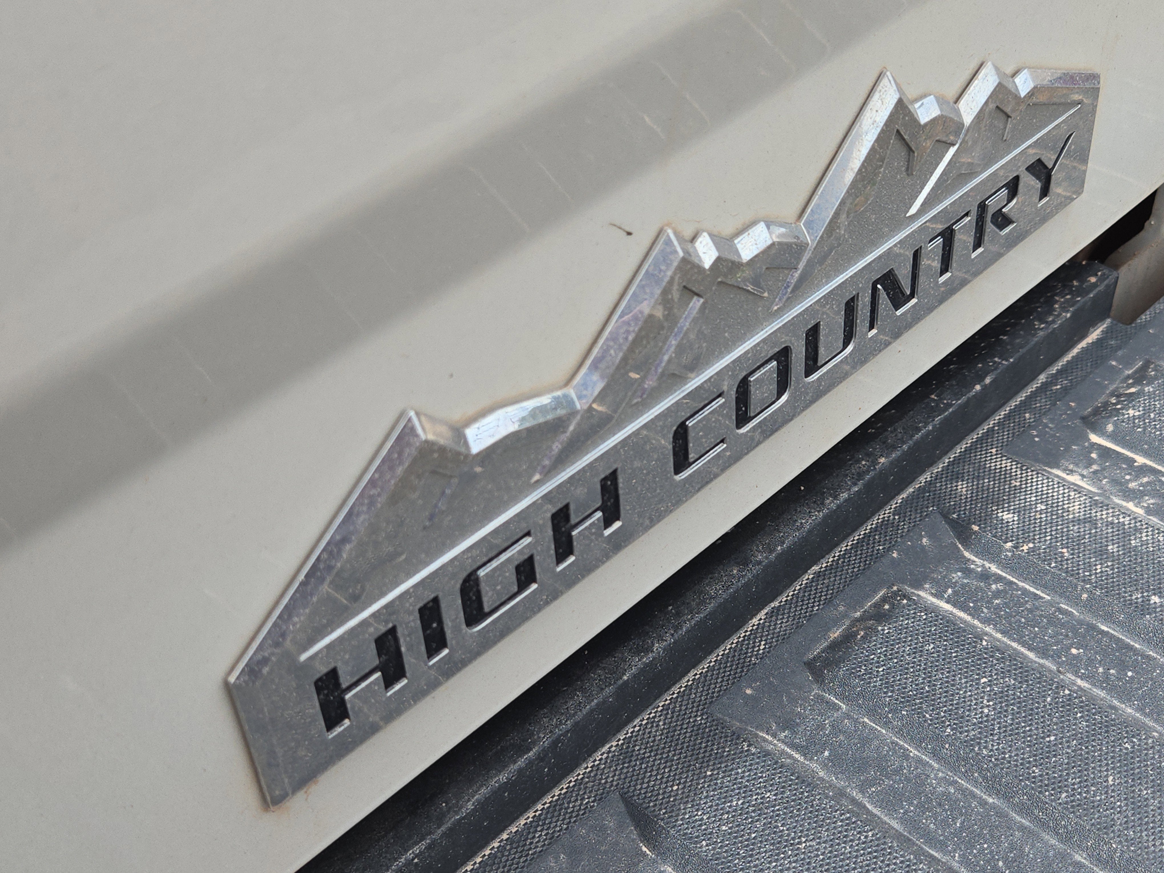 2016 Chevrolet Silverado 1500 High Country