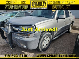 2003 Chevrolet Avalanche 1500 5dr Crew Cab 130" WB 4WD