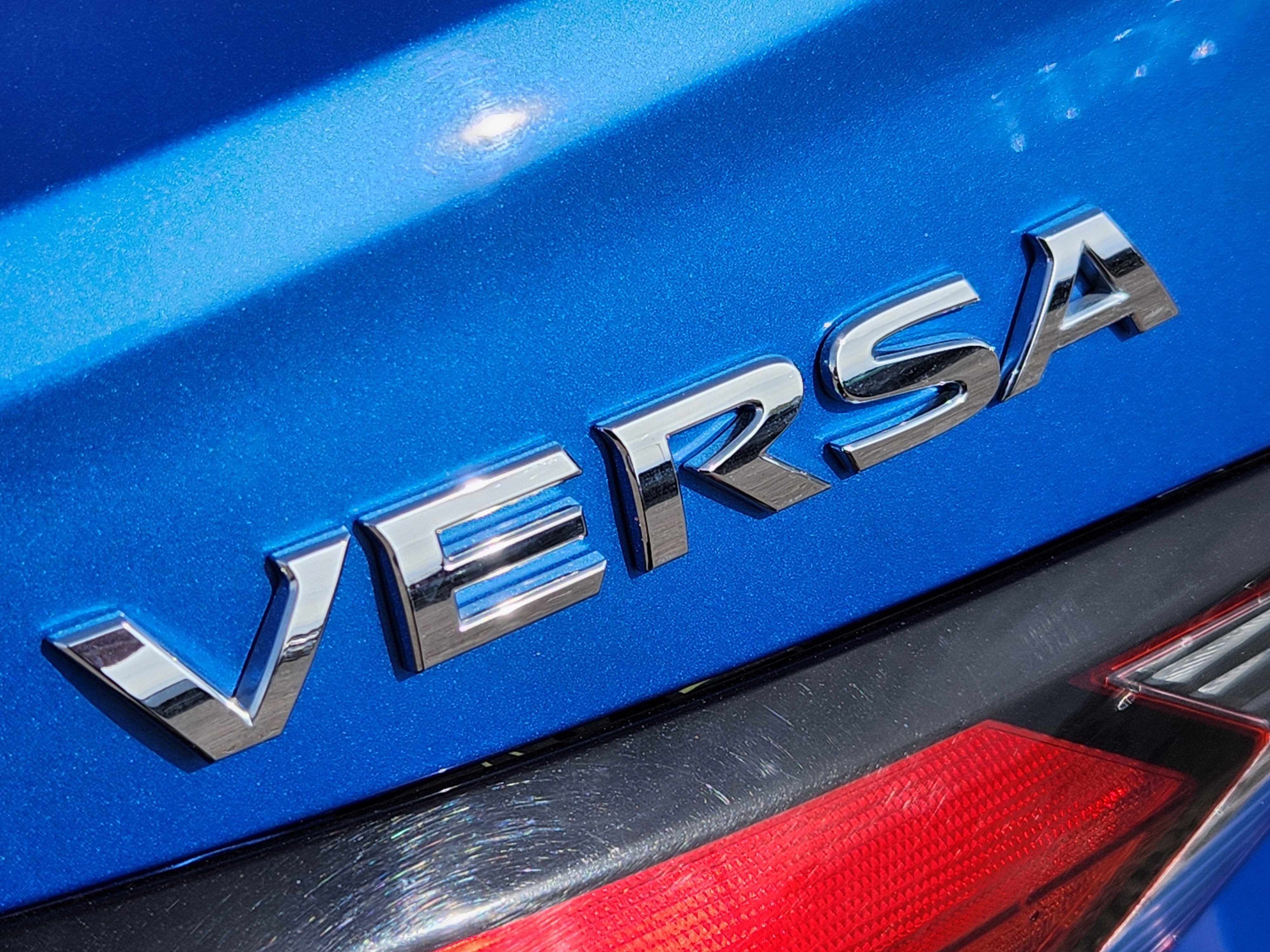 2023 Nissan Versa SV